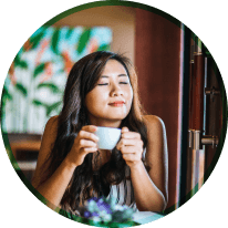 Thưởng thức cafe